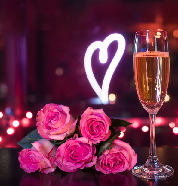 Hey Girl, Take Yourself on Solo Dates: How to Fall in Love with Your Own Company 🫶🏽